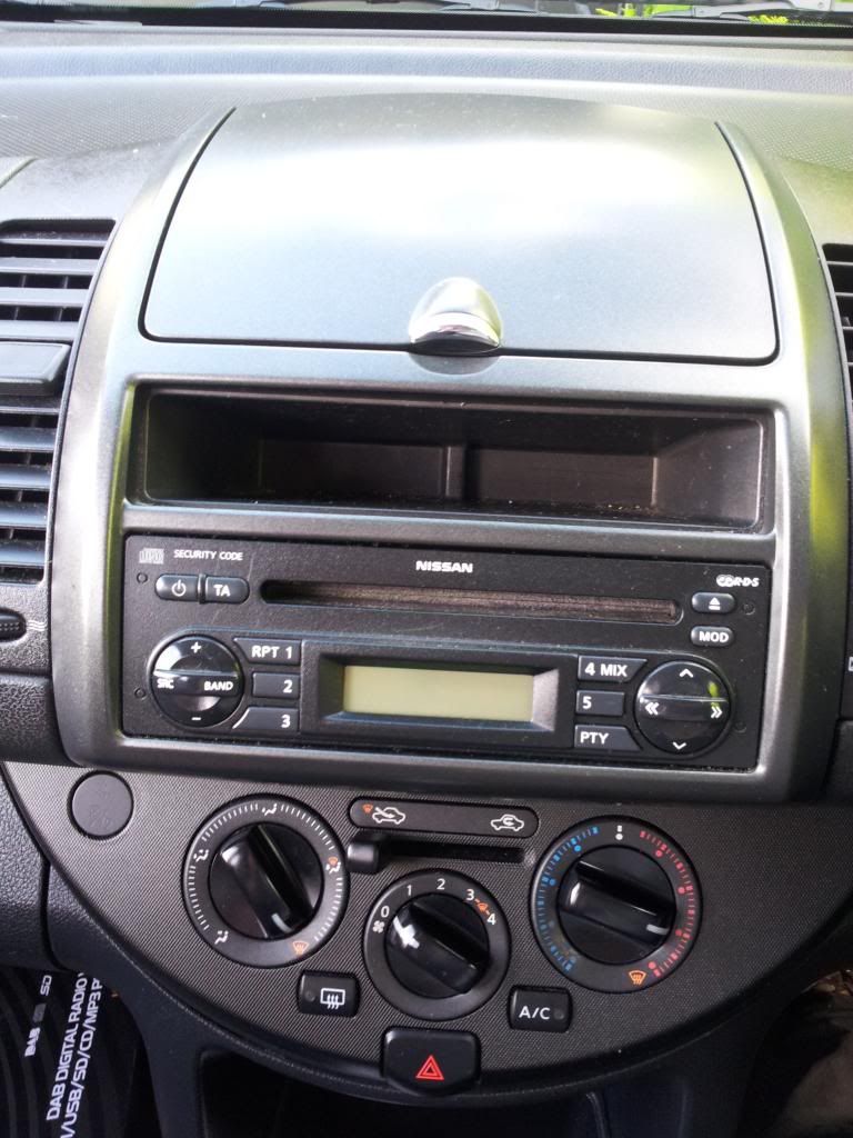 Remove stereo nissan note #9