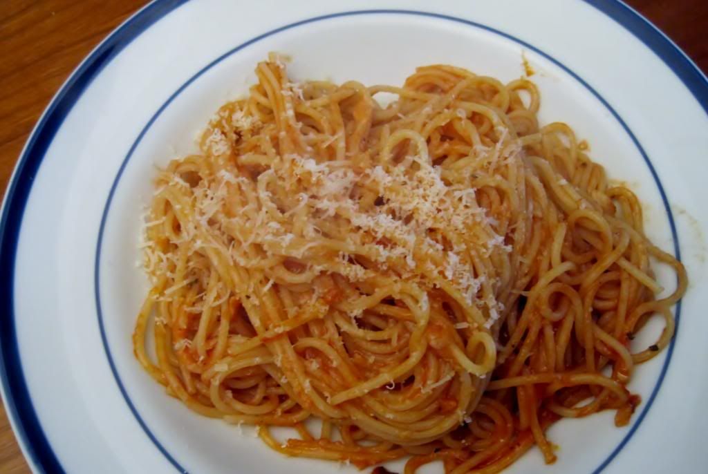 SpaghettinialPomodoro_zpse8445373.jpg