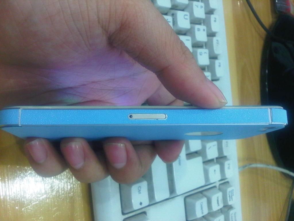 Bán hay giao lưu một số máy 9700, iphone 5s fake, ip 3g, nokia 6500 (vỏ mobiado 105). - 4