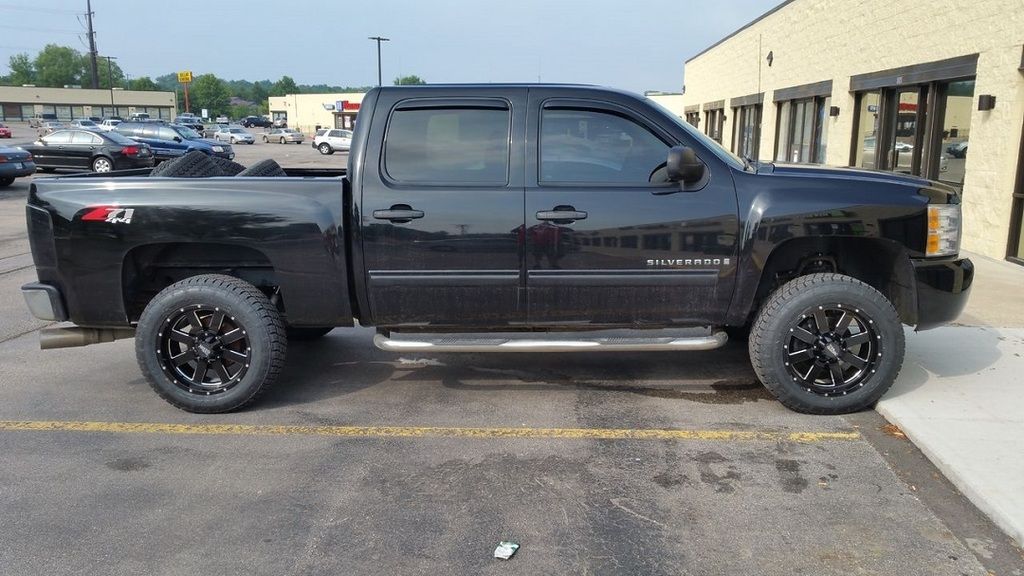 • New wheels and tires Wheels/Tires