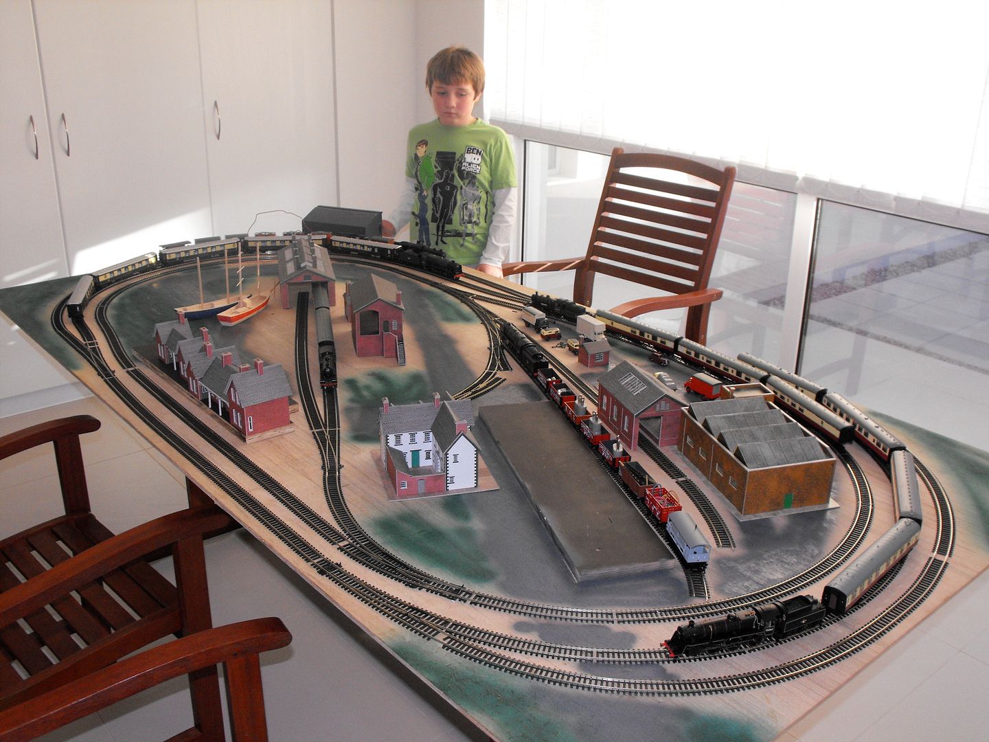 6x4 oo gauge layouts