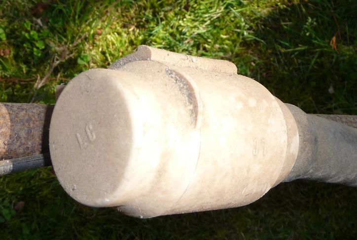 [Linked Image from i1222.photobucket.com]