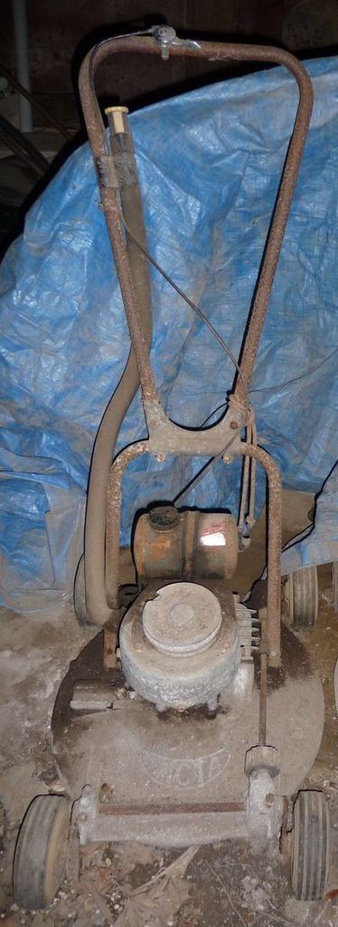 [Linked Image from i1222.photobucket.com]