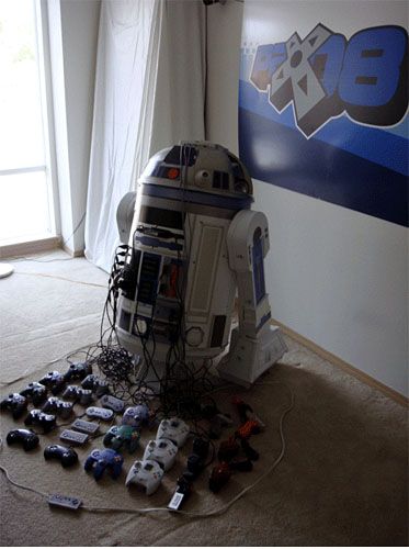 r2d2_375x500.jpg