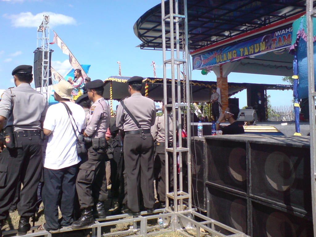 [Image: DSC01222.jpg]