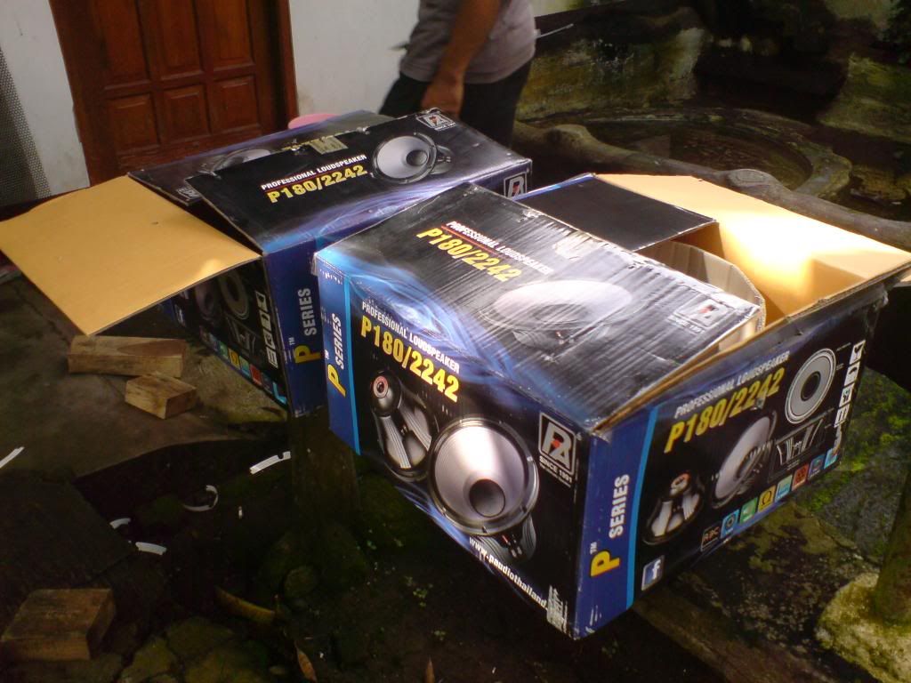 [Image: DSC01777.jpg]