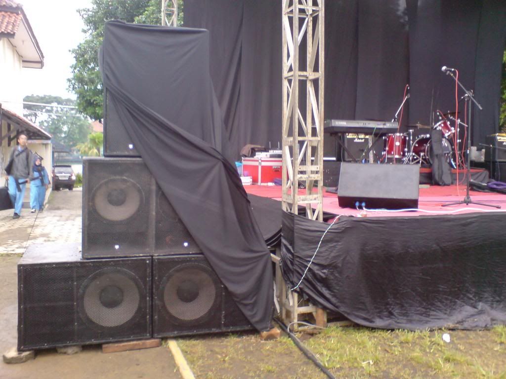 [Image: DSC01830.jpg]