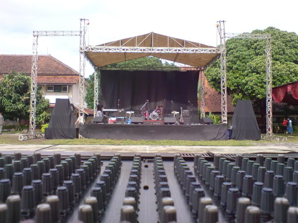 [Image: DSC01832.jpg]