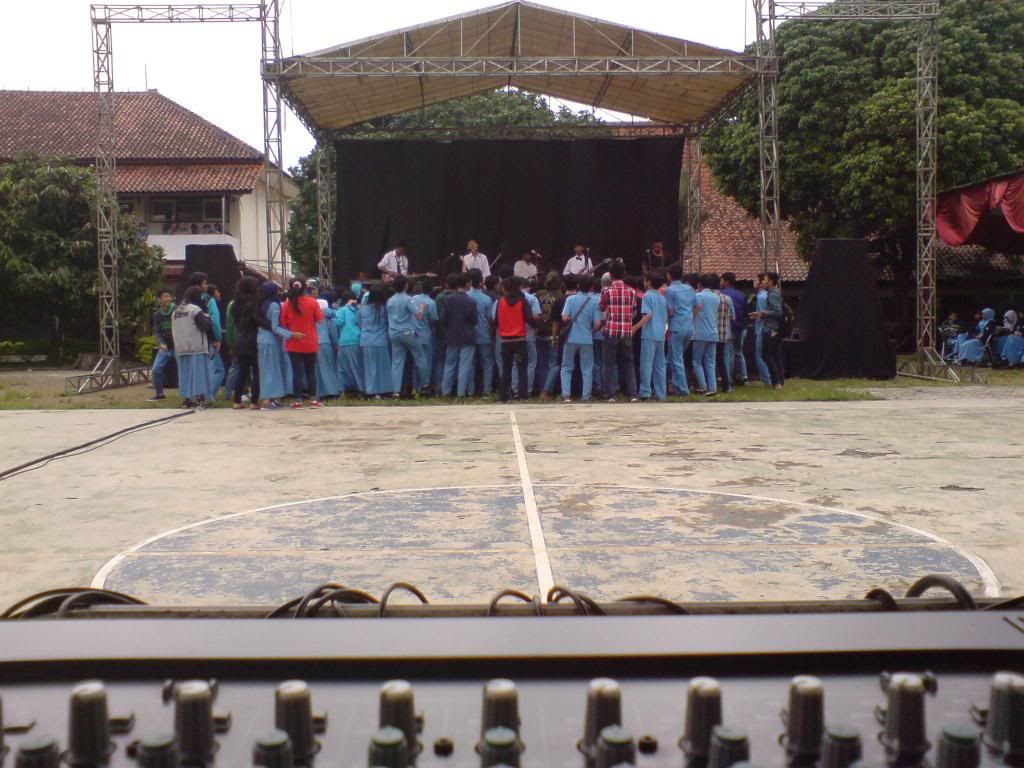 [Image: DSC01836.jpg]