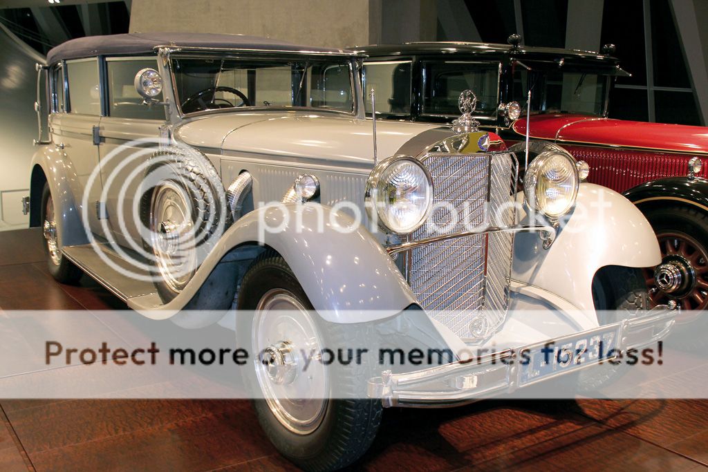  photo 1932_Mercedes-Benz_770_Cabriolet_F.jpg